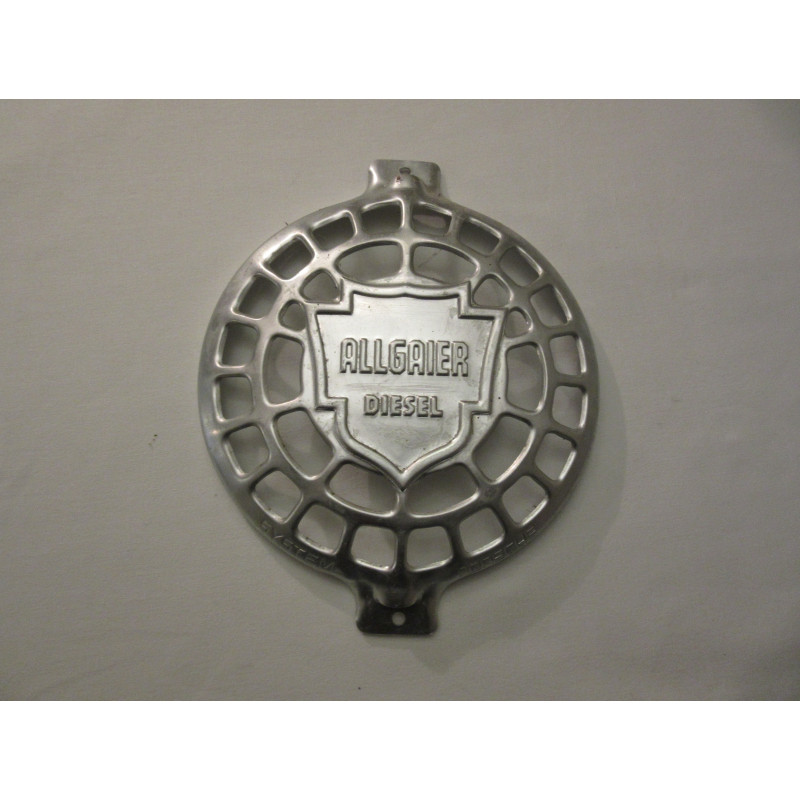 Beschermraster voor de Allgaier A111 en de Porsche Diesel P111