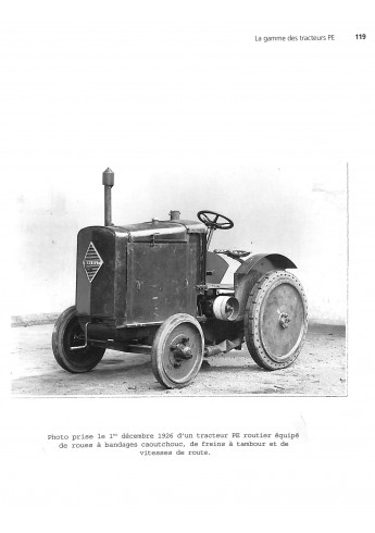 Tracteurs Renault : L'album photos 1917 à 1950 Voorkant